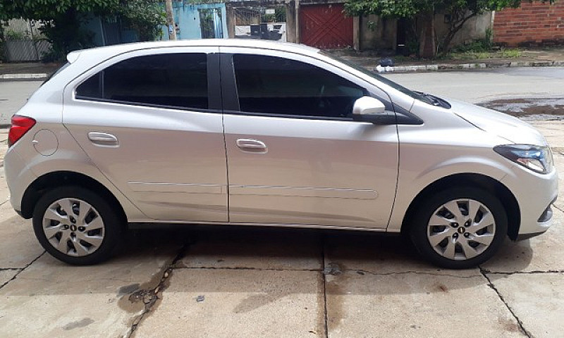 Ônix 1.4 2015/15 Lt...