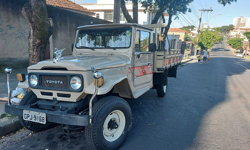 Toyota Bandeirantes...