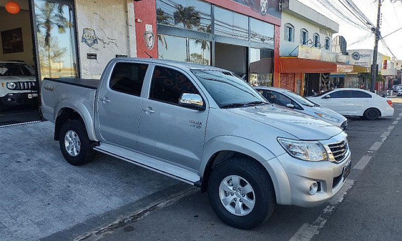 Hilux Srv 2013 4X4 F...