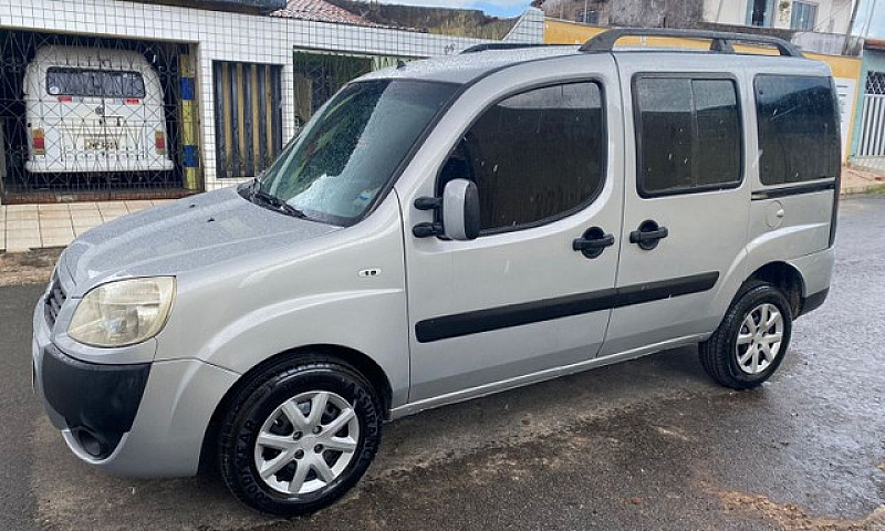 Doblo Essence 1.8 Ma...