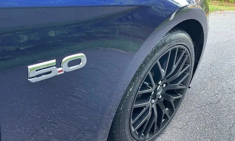 Mustang Gt Premium 5...