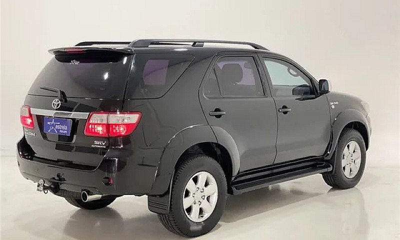 Toyota Hilux Sw4 200...