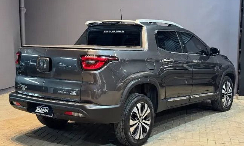 Fiat Toro Volcano 2....