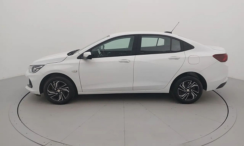 Chevrolet Onix Plus ...