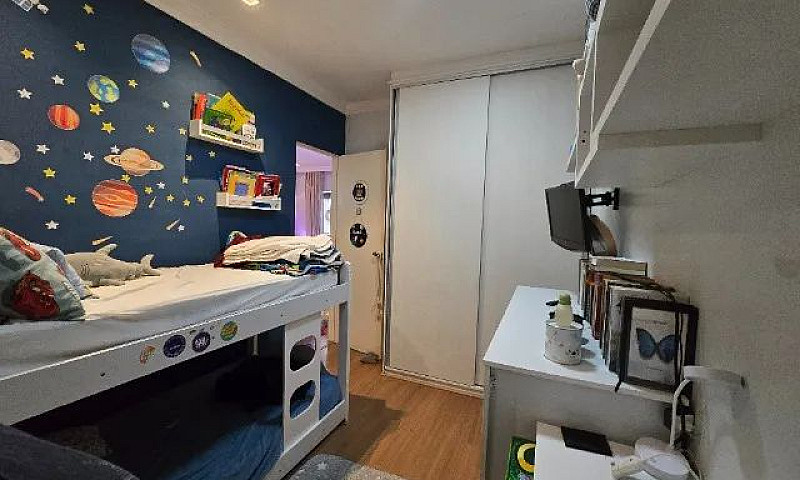Casa Em Condomínio T...