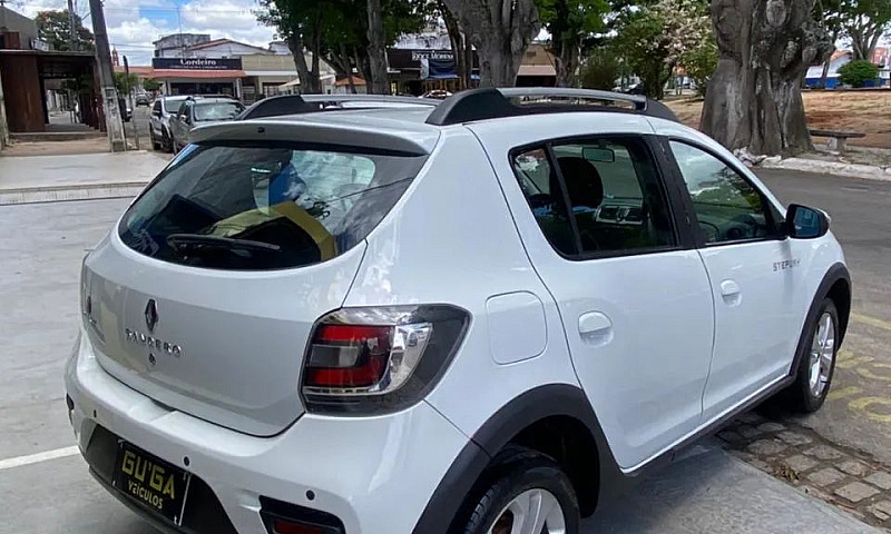 Renault Sandero Step...