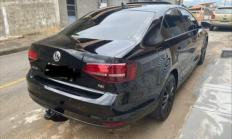 Volkswagen Jetta Com...
