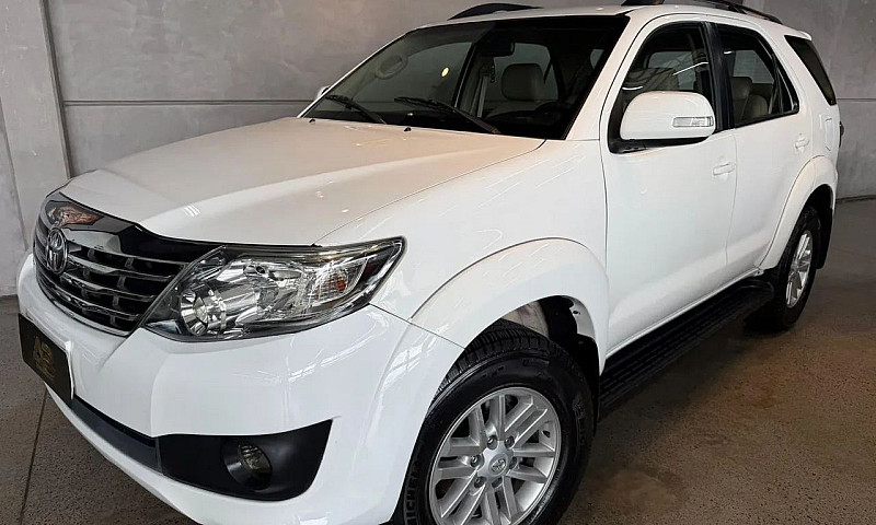 Toyota Hilux Sw4 2.7...