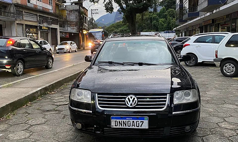 Volkswagen Passat Va...