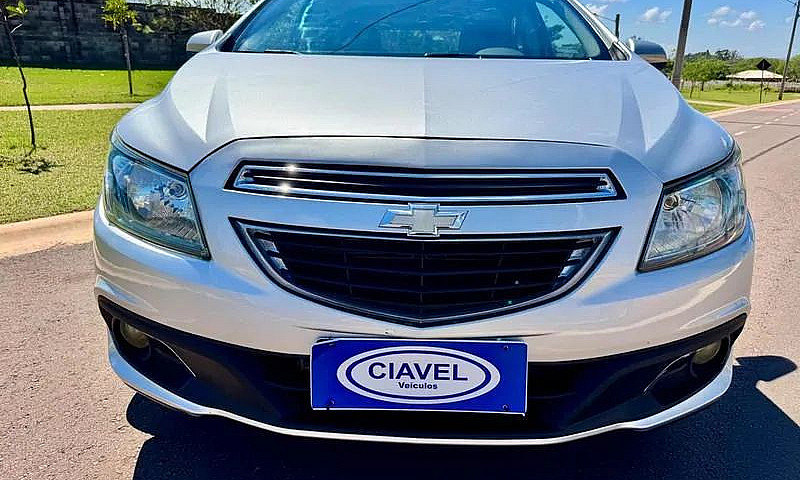 Chevrolet Onix Hatch...