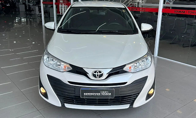 Toyota Yaris Xl Seda...