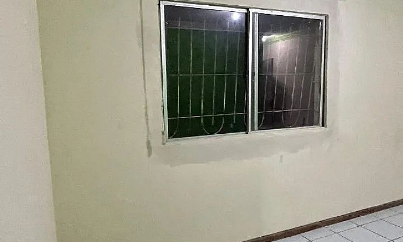Aluga-Se Apartamento...