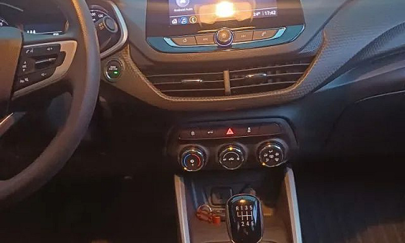 Chevrolet Onix Plus ...
