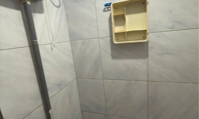 Kitnet Espaçosa ...