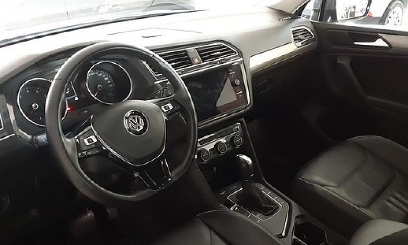 Vw Tiguan 250Tsi...