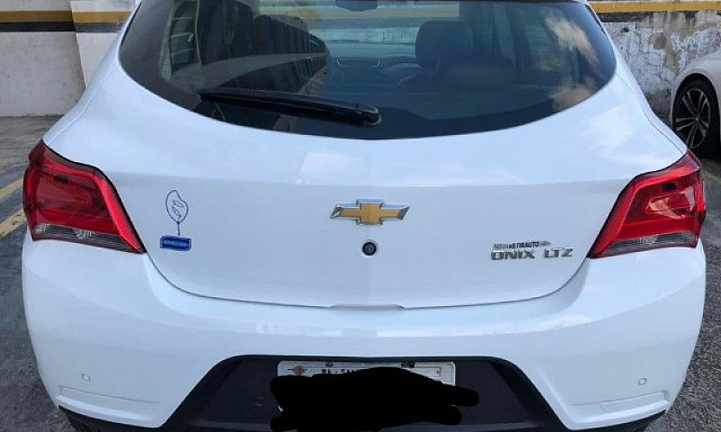  Chevrolet Onix 1.4L...