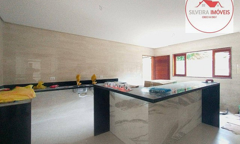 Casa Com 5 Dormitóri...