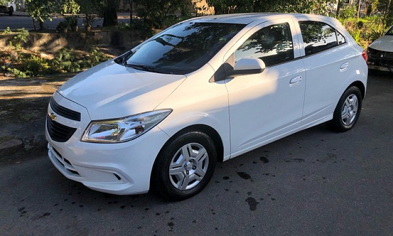 Chevrolet Onix 2018 ...