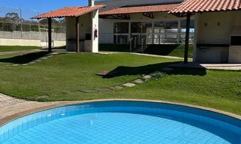Casa De 3 Quartos, S...