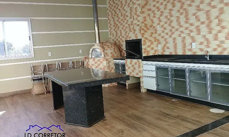 Apartamento De 2 Qua...