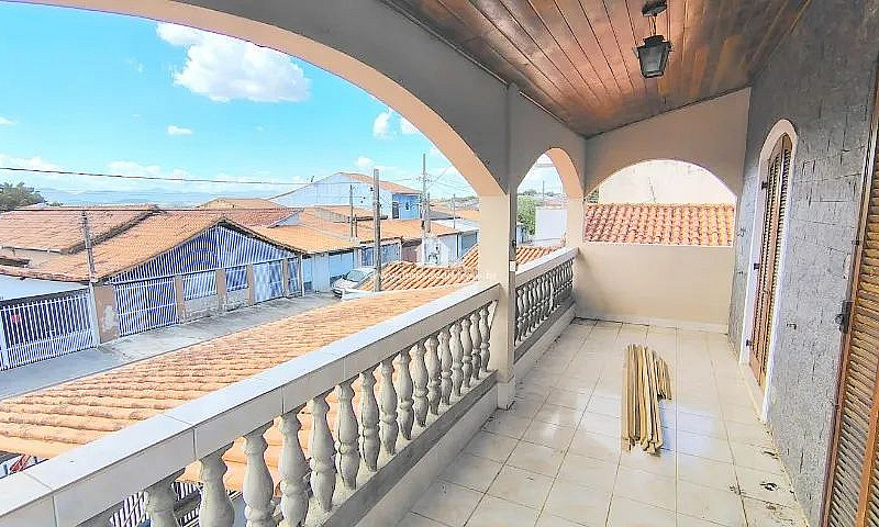 Casa Sobrado Galo Br...
