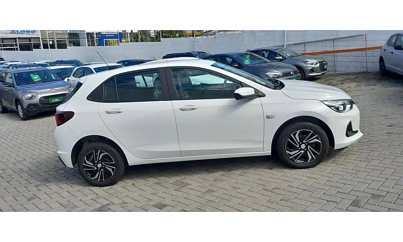 Chevrolet Onix Hatch...