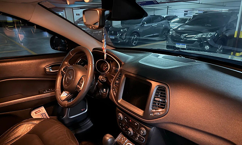 Jeep Compass Longitu...