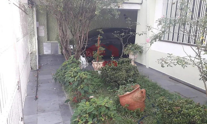 Casa Com 3 Dormitóri...