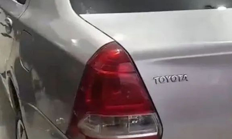 Toyota Etios Xs Seda...