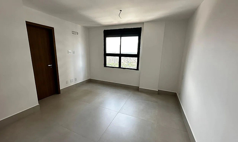 Moove 3 Suites 140M²...