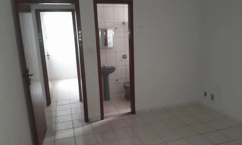 Alugo Apt Espaçoso N...