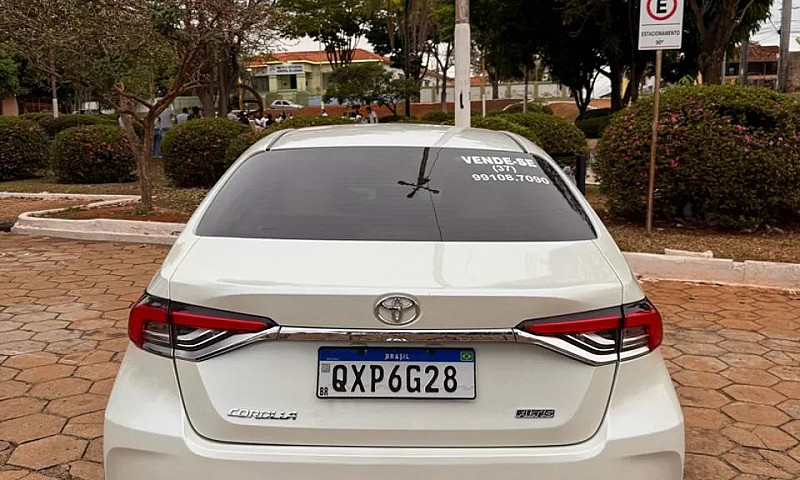 Toyota Corolla Altis...