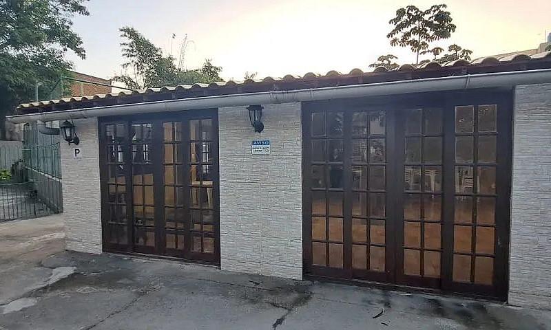 Ótimo 2Quartos Pechi...