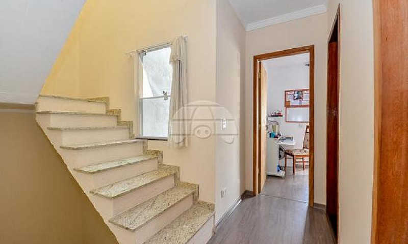 Casa De Condomínio À...