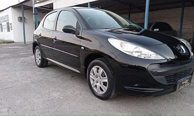 Peugeot 207 1.4 2010...