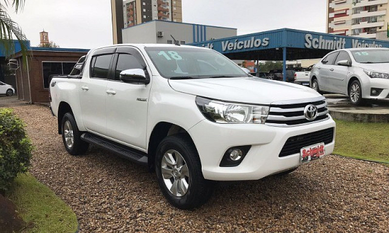 Hilux Cd Srv 2018 4X...