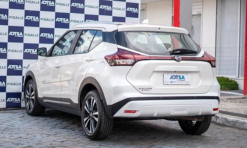 Kicks Advance 1.6 20...