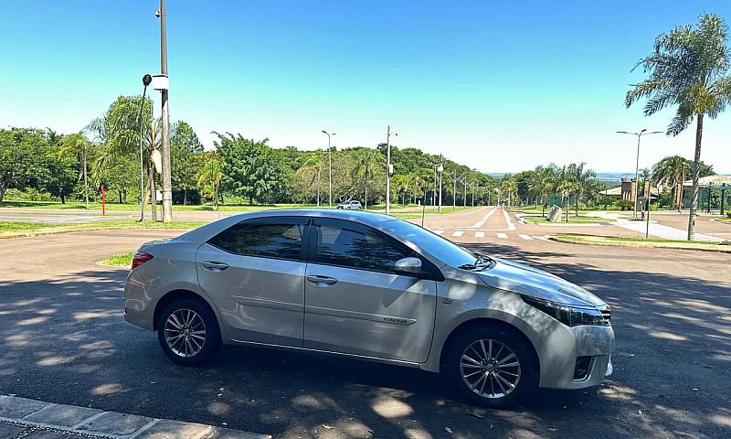 Toyota Corolla Xei 2...