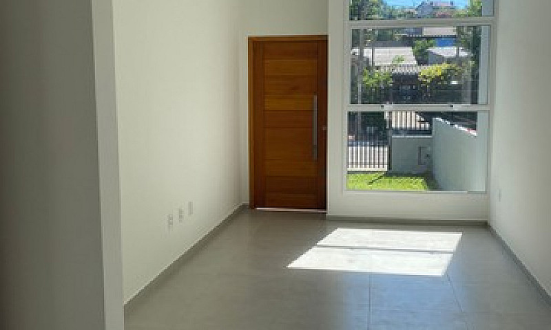 Casa Com 2 Dorm E 71...