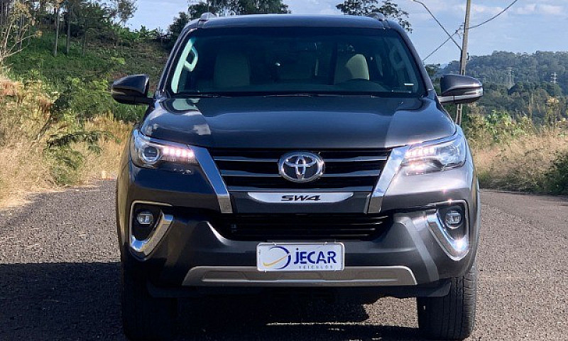 Hilux Sw4 Diamond 4X...