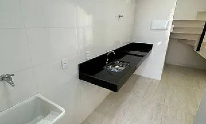 Casa Com 3 Quartos 1...