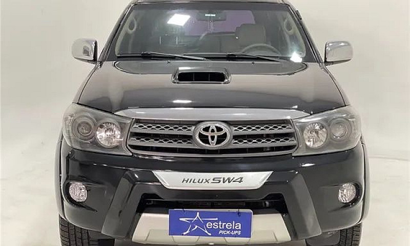 Toyota Hilux Sw4 200...