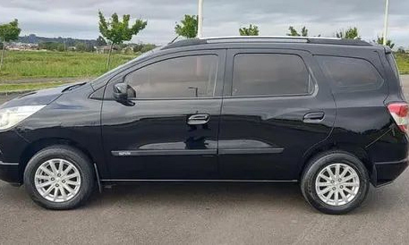 Chevrolet Spin Lt 1....
