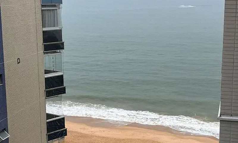 Apartamento Em Praia...