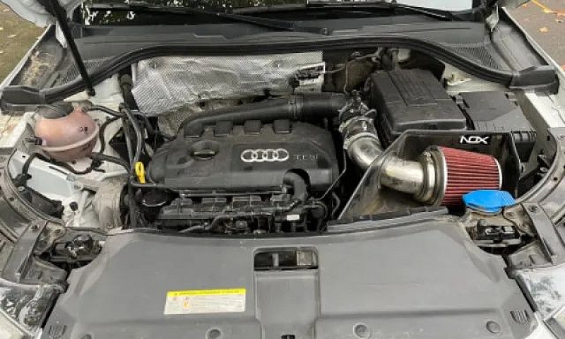 Audi Q3 2.0 Turbo...