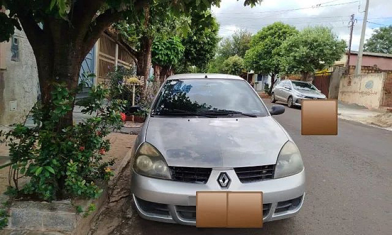 Renault Clio Hi-Flex...