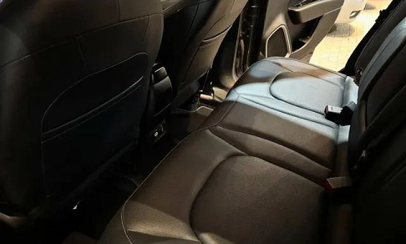 Fiat Toro Volcano 2....