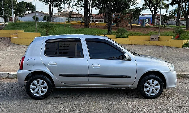 Renault Clio Rn/Aliz...