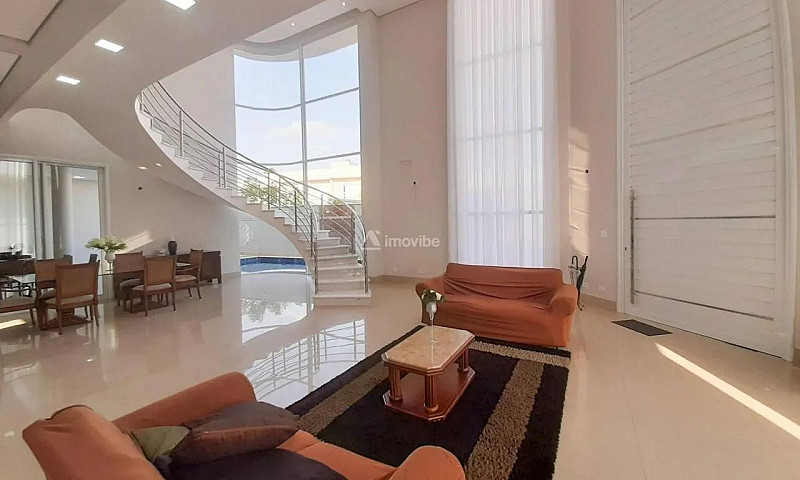 Casa Em Condomínio F...