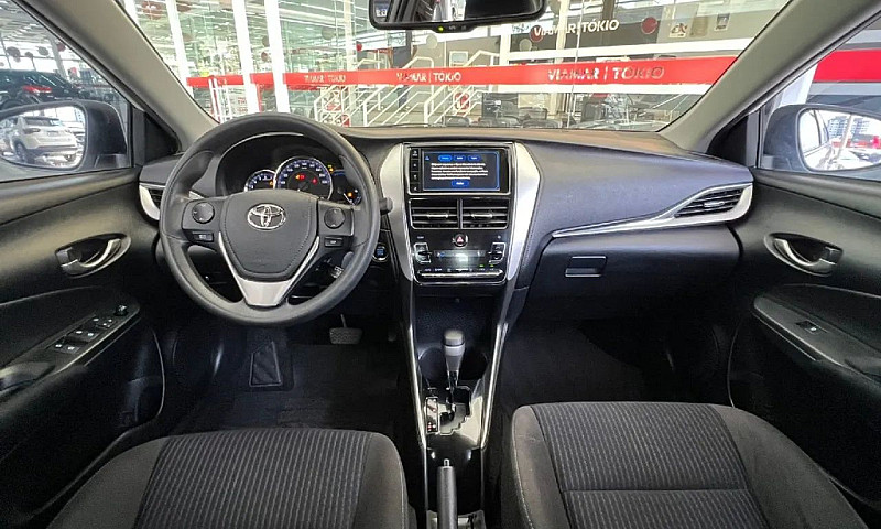 Toyota Yaris Xl Seda...